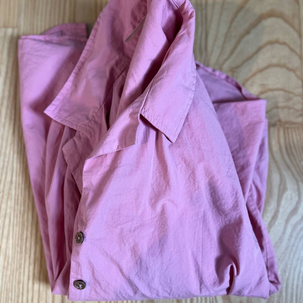 Free people ruffle sleeved blouse. XS